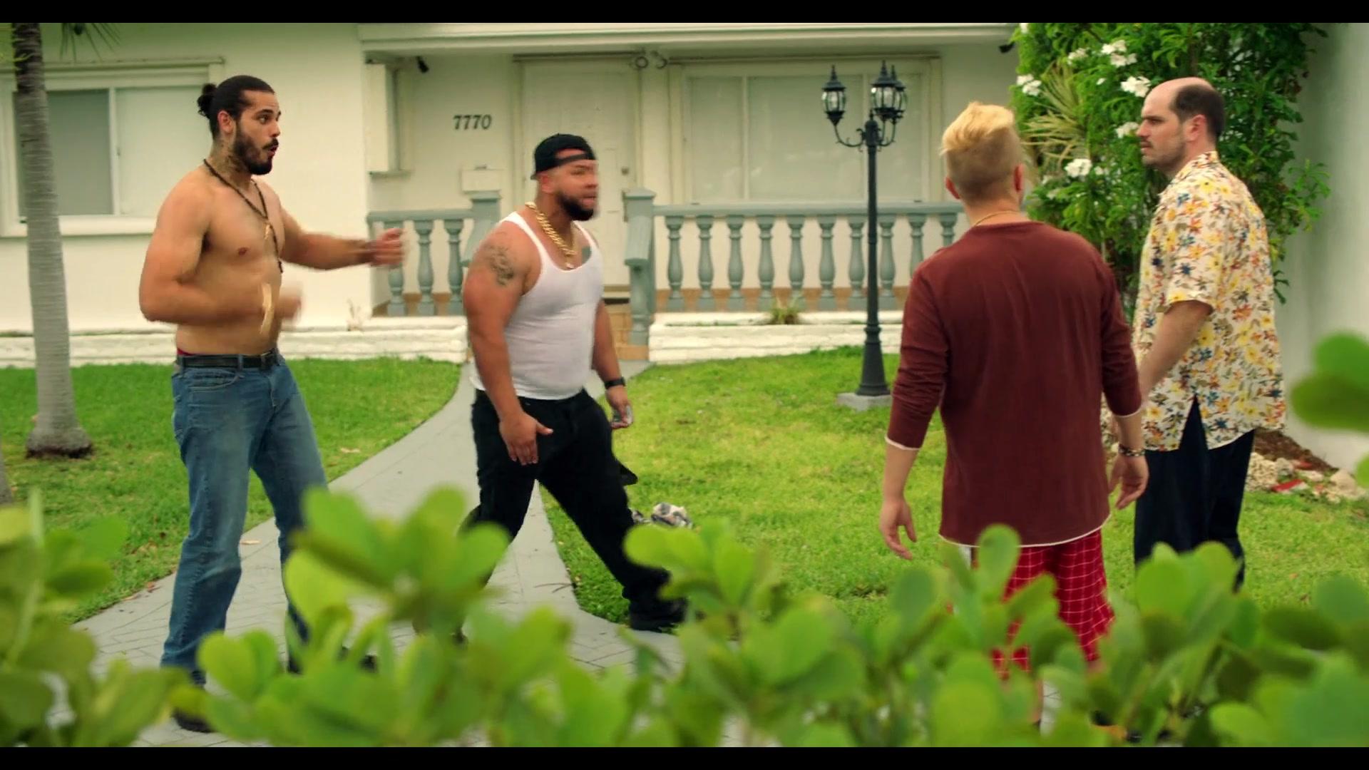 Фильм Бичи в Майами (2020)