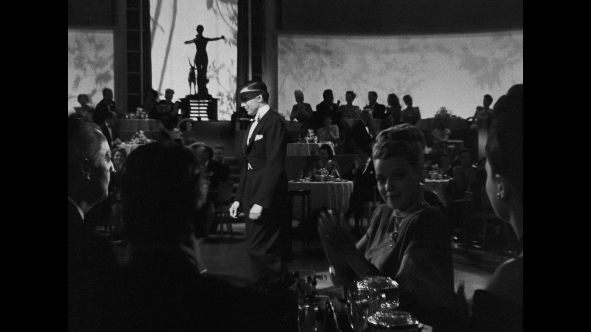 Фильм Аллея кошмаров (1947)