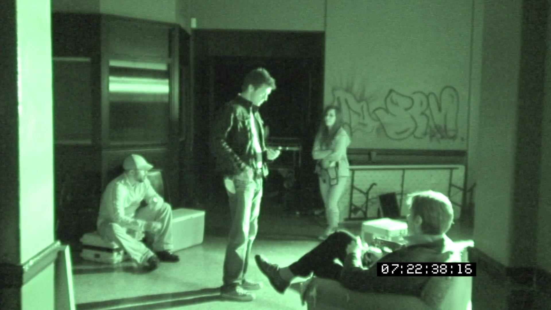 Фильм Искатели могил (2010)