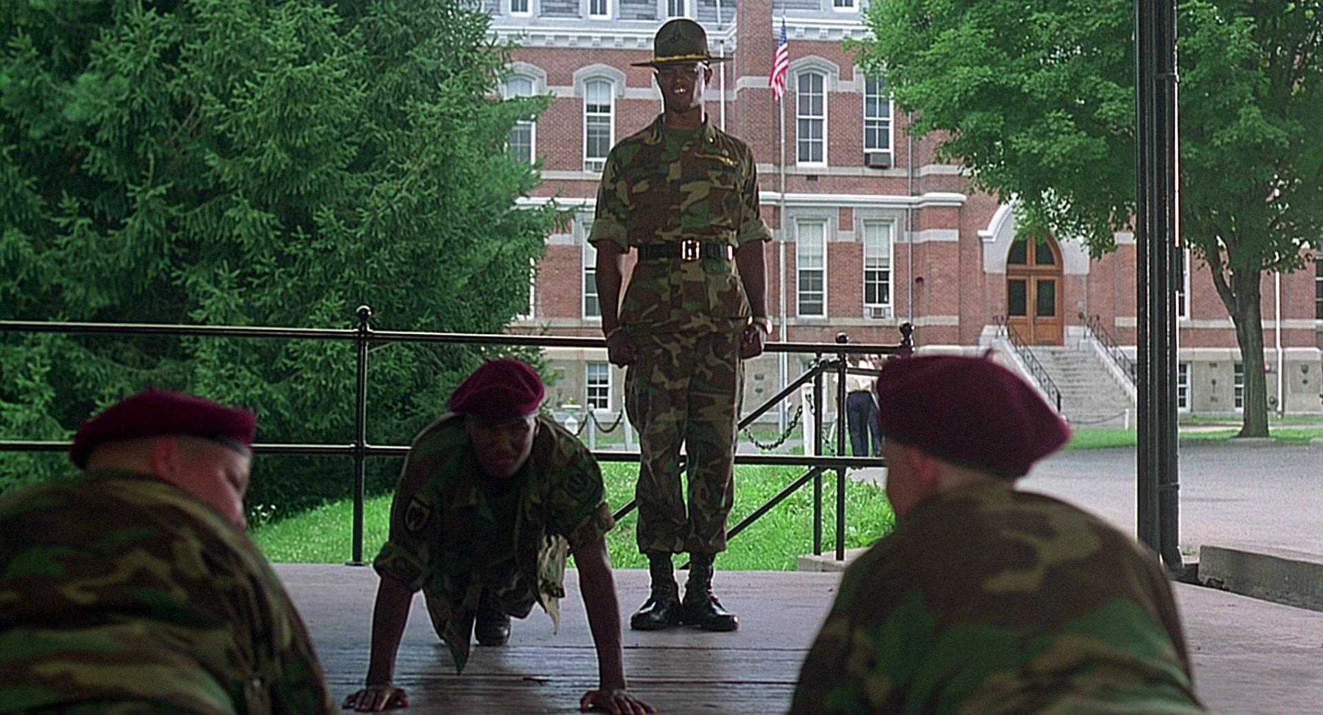 Фильм Майор Пэйн (1995)