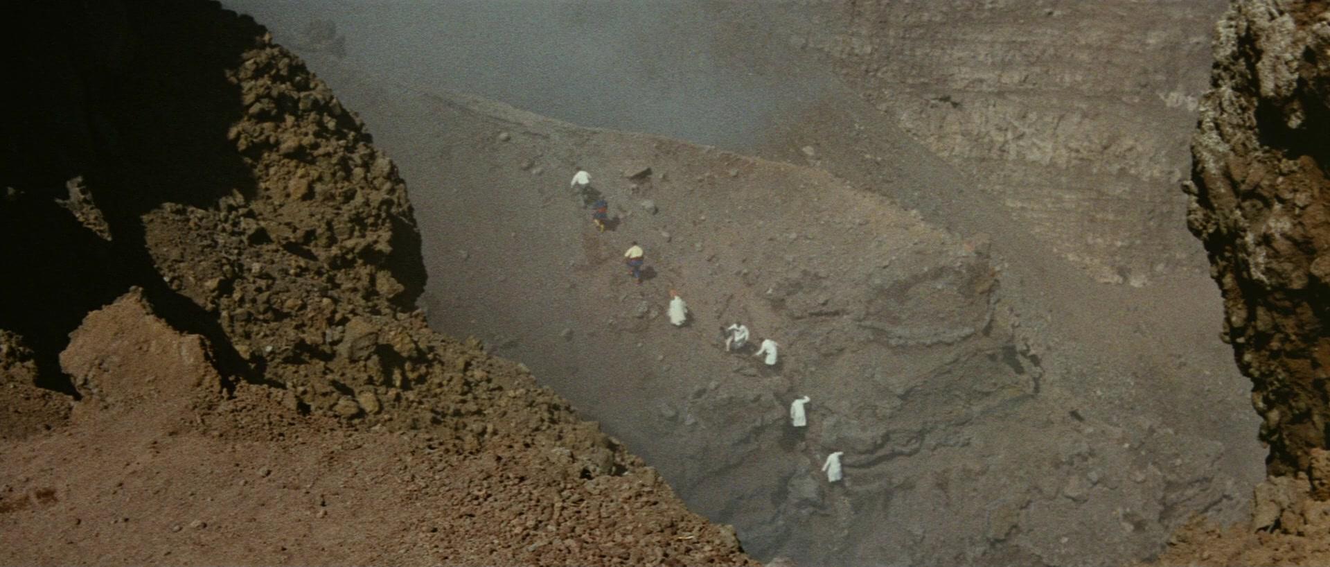 Фильм Фантомас разбушевался (1965)