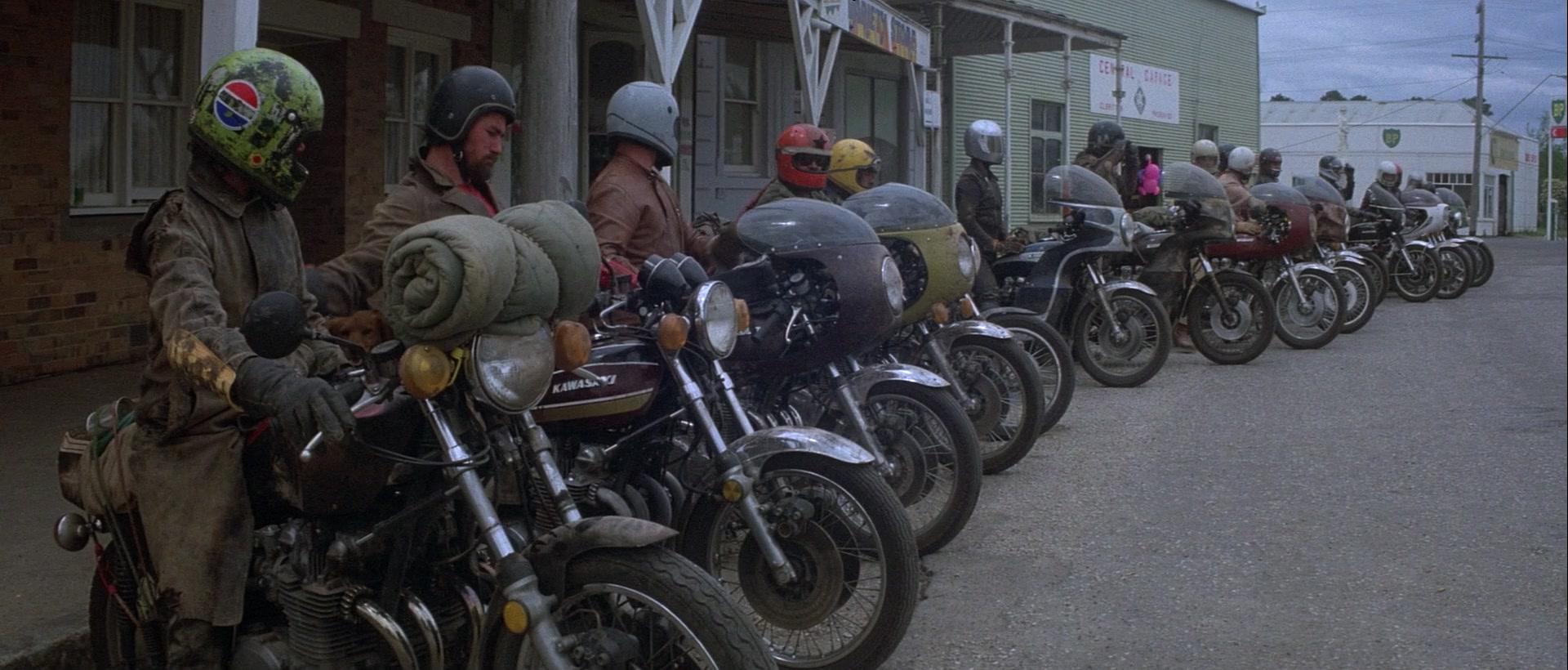 Фильм Безумный Макс (1979)