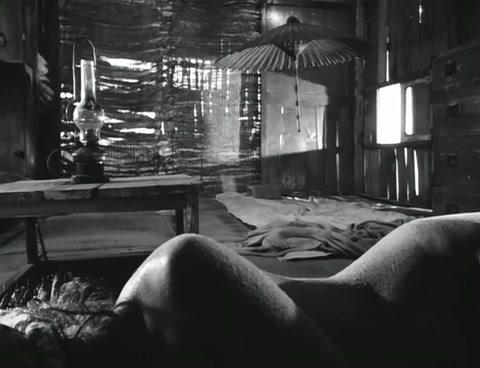 Фильм Женщина в песках (1964)