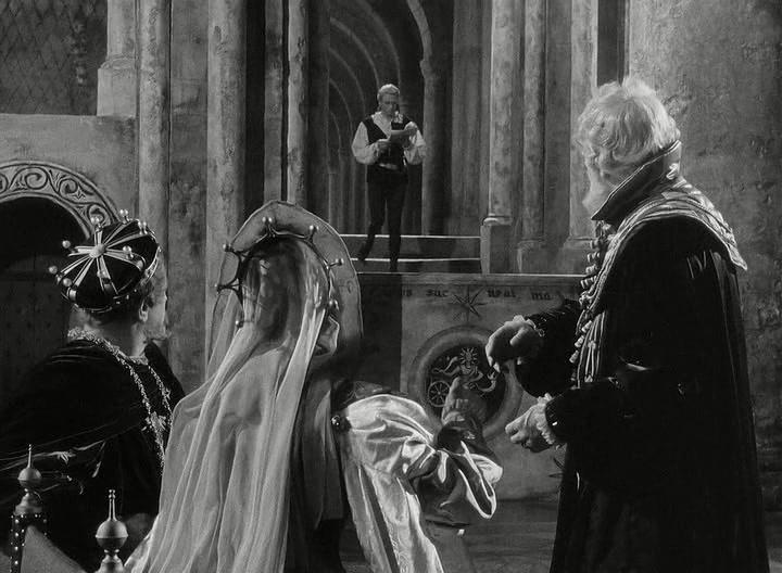 Фильм Гамлет (1948)