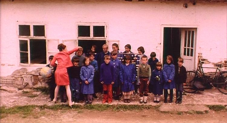 Фильм Красивые деревни красиво горят (1996)