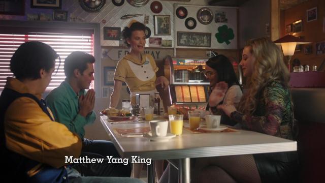Chapter Eighty-Eight: Citizen Lodge - 12 серия, 5 сезона, сериала Ривердэйл (2017)