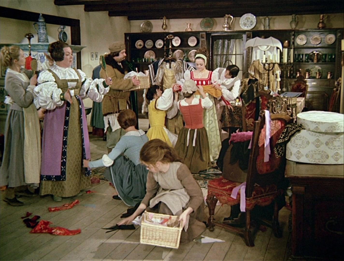 Фильм Три орешка для Золушки (1973)