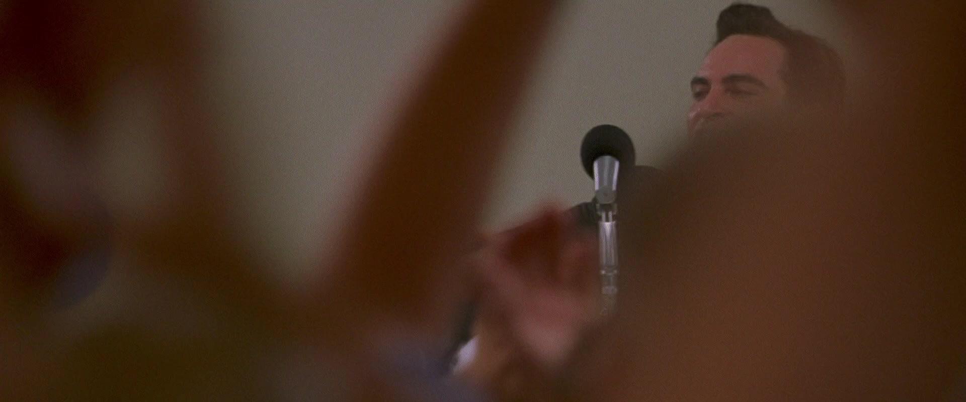 Фильм Переступить черту (2005)