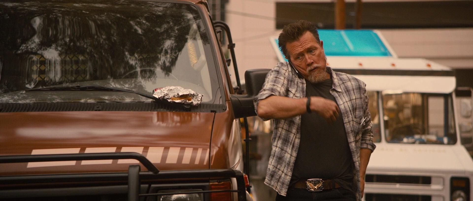Фильм Поймай толстуху, если сможешь (2013)