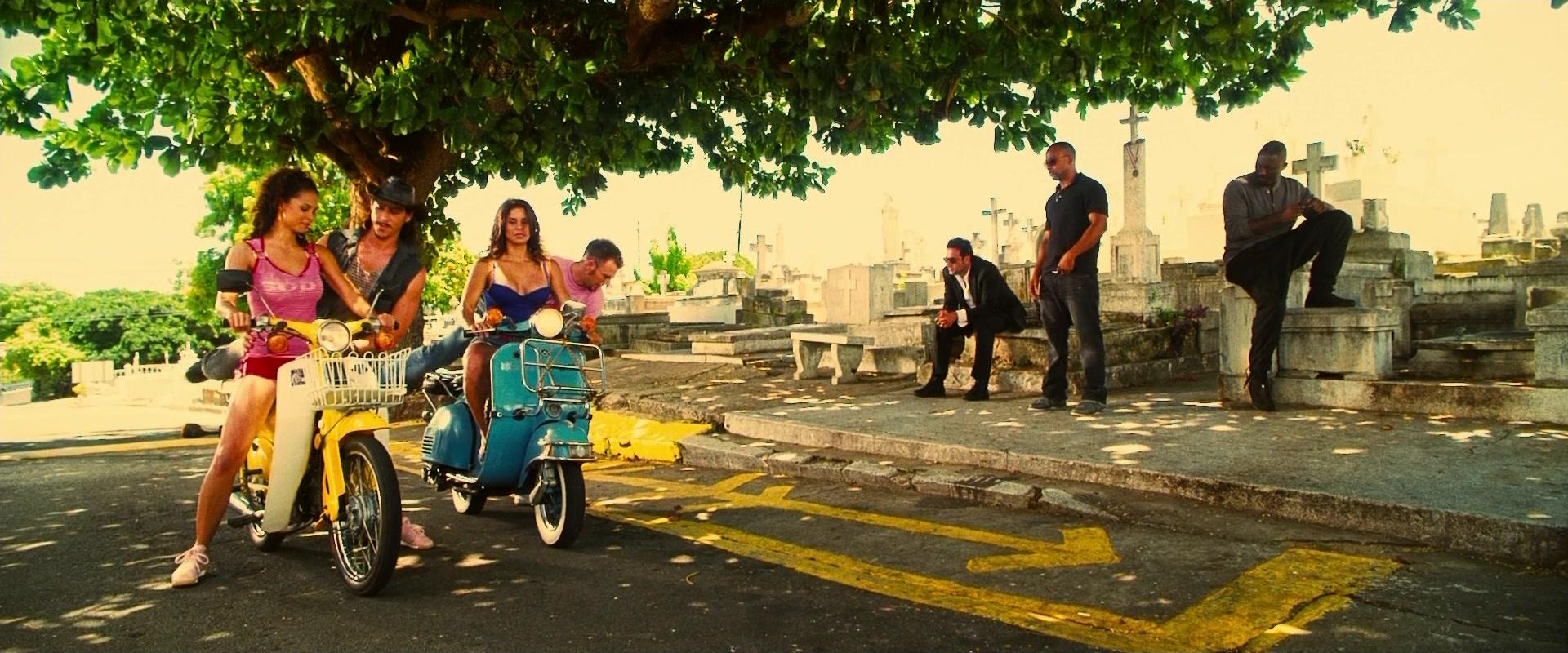 Фильм Лузеры (2010)