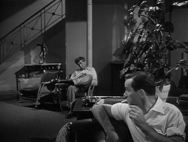 Фильм За закрытыми дверьми (1948)