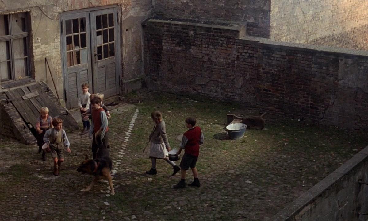 Фильм Жестяной барабан (1979)