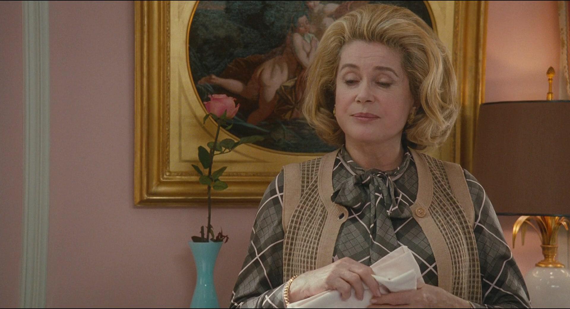 Фильм Отчаянная домохозяйка (2010)
