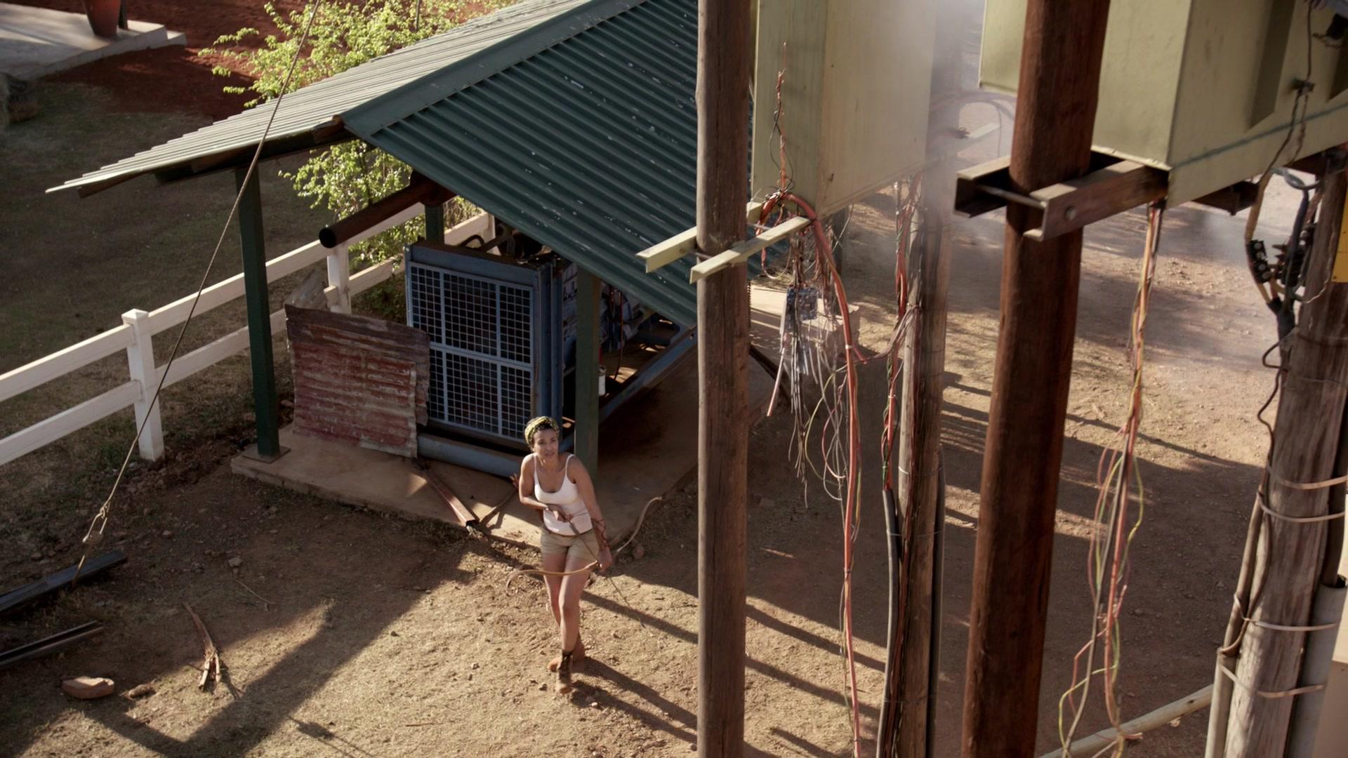 Фильм Дрожь земли 5: Кровное родство (2015)