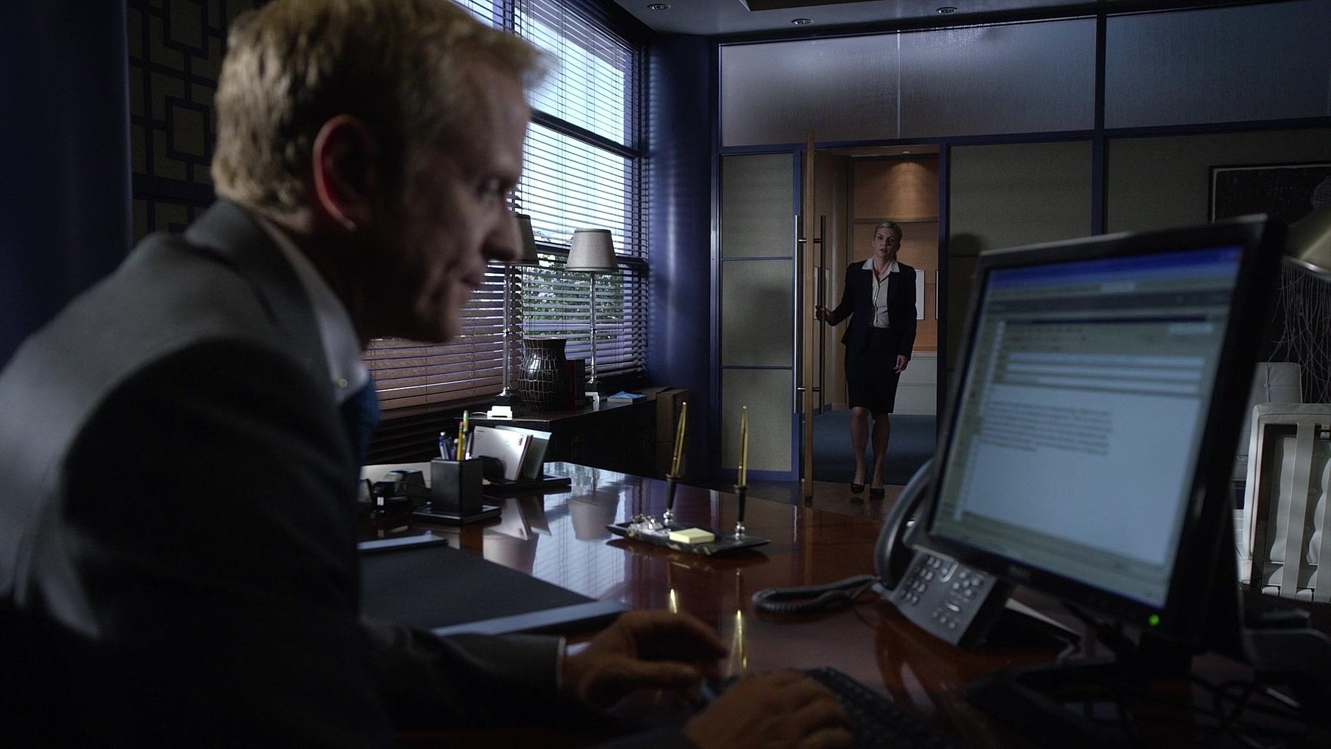 Сериал Лучше звоните Солу (2015) 1 сезон 9 эпизод