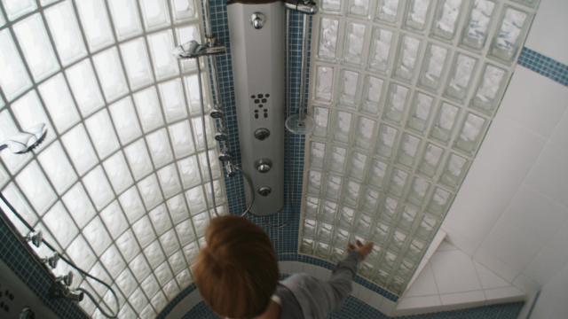 50% Off - 2 серия, 5 сезона, сериала Лучше звоните Солу (2015)