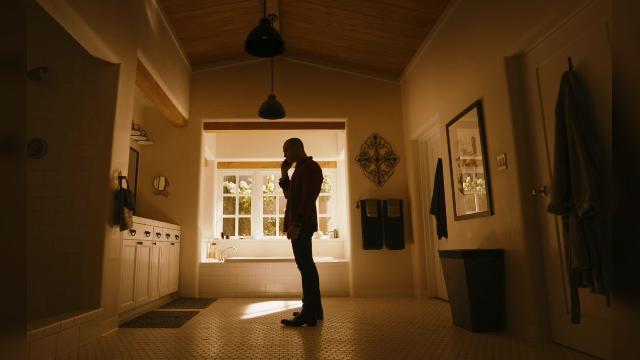 Something Unforgivable - 10 серия, 5 сезона, сериала Лучше звоните Солу (2015)