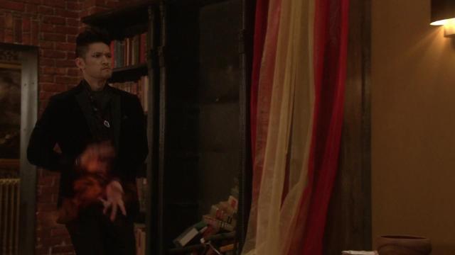 Love is a Devil - 8 серия, 2 сезона, сериала Сумеречные охотники (2016)