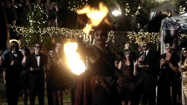 Маскарад - 7 серия, 2 сезона, сериала Дневники вампира (2009)
