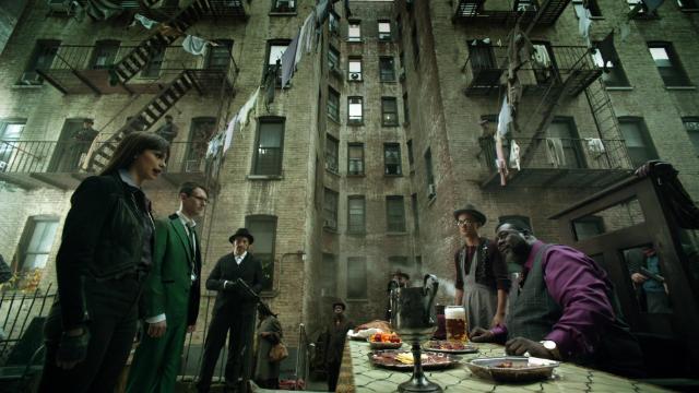 Взрывная атмосфера - 10 серия, 4 сезона, сериала Готэм (2014)