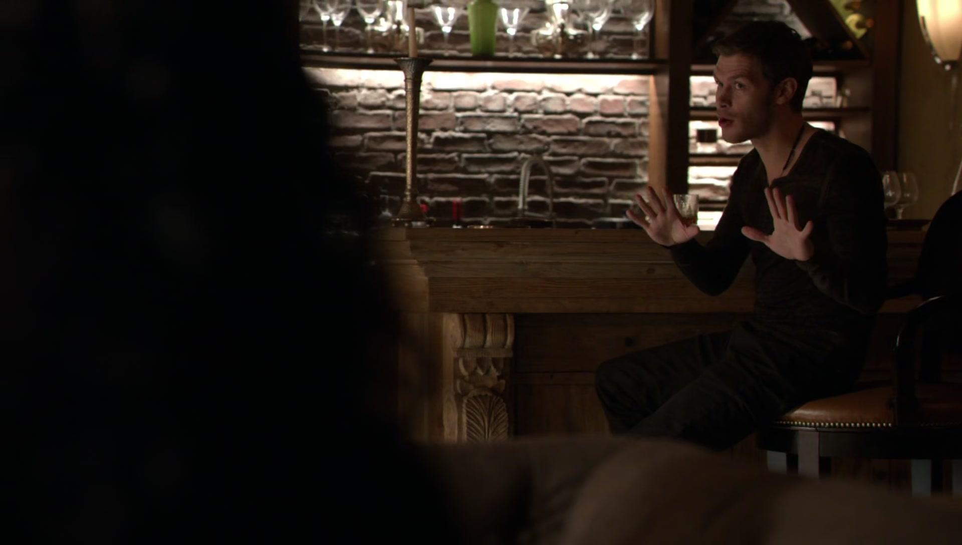 Сериал Древние (2013) 2 сезон 16 эпизод