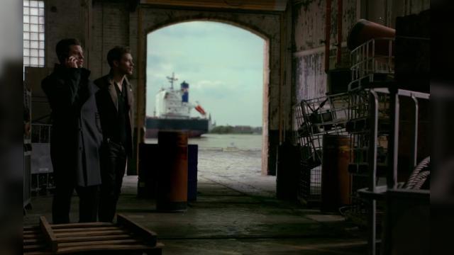 A Ghost Along the Mississippi - 10 серия, 3 сезона, сериала Древние (2013)