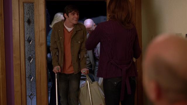 Пулевые отверстия - 4 серия, 4 сезона, сериала Во все тяжкие (2008)