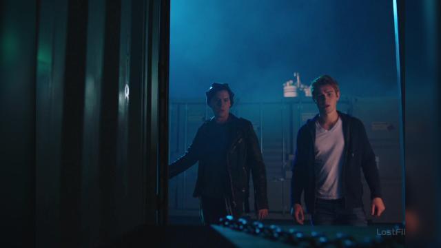Chapter Twenty: Tales from the Darkside - 7 серия, 2 сезона, сериала Ривердэйл (2017)