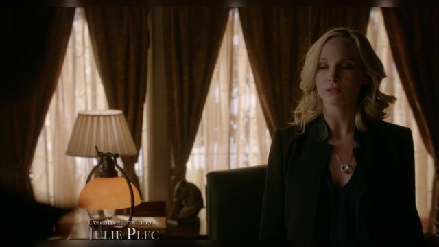 The Tale of Two Wolves - 12 серия, 5 сезона, сериала Древние (2013)