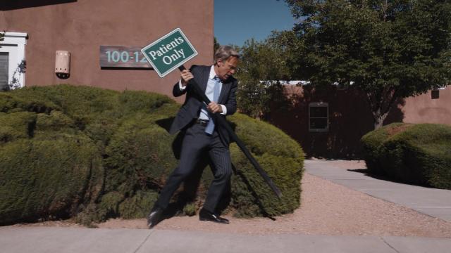 Hit and Run - 4 серия, 6 сезона, сериала Лучше звоните Солу (2015)