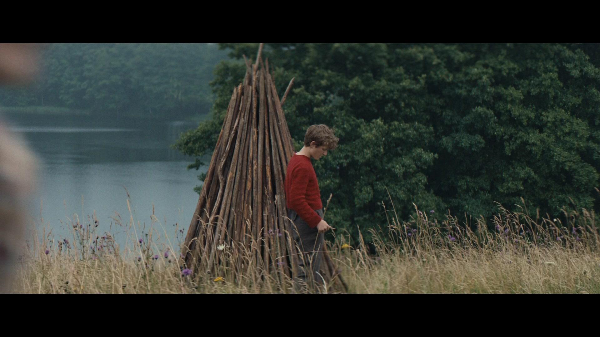 Фильм Угоняя лошадей (2019)