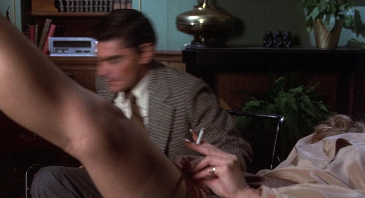 Фильм Любовь с первого укуса (1979)