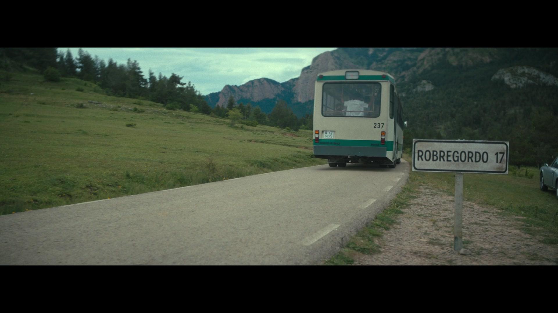 Фильм Кривые линии бога (2021)