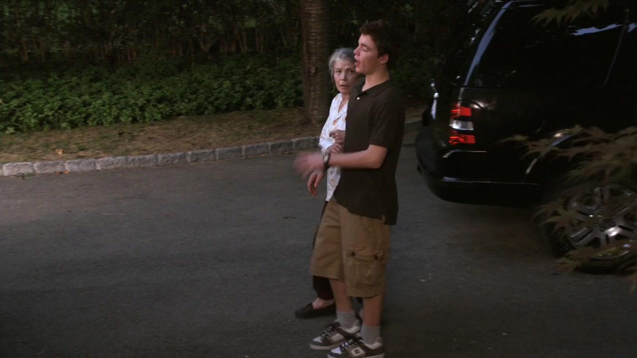 Сериал Большая буква «Р» (2010) 1 сезон 8 эпизод