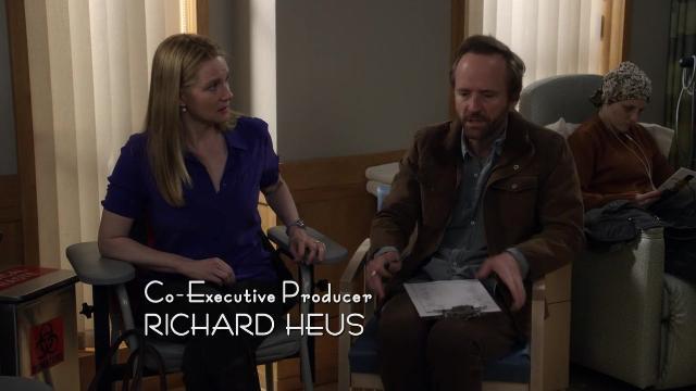 Goldilocks and the Bears - 7 серия, 2 сезона, сериала Большая буква «Р» (2010)