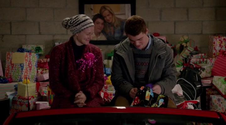 Сериал Большая буква «Р» (2010) 4 сезон 1 эпизод