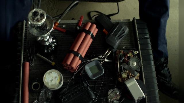 Fuck City Hall - 1 серия, 3 сезона, сериала Зовите меня Фитц (2010)