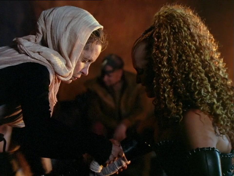 Сериал Далеко во Вселенной (1999) 3 сезон 5 эпизод