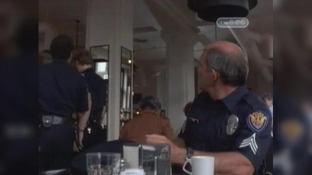 Blue Man Down - 14 серия, 2 сезона, сериала Удивительные истории (1985)