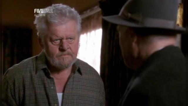 The Weight - 16 серия, 2 сезона, сериала Защитник (2001)