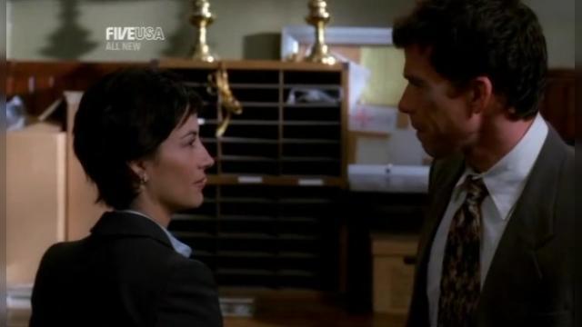 Back in the Ring - 19 серия, 2 сезона, сериала Защитник (2001)