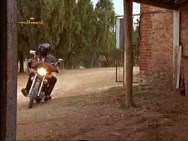 Сериал Дочери Маклеода (2001) 1 сезон 2 эпизод