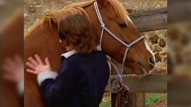 Taking the Reins - 5 серия, 1 сезона, сериала Дочери Маклеода (2001)