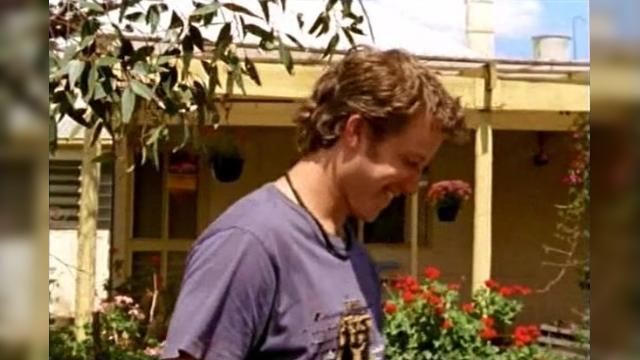 Damned - 9 серия, 8 сезона, сериала Дочери Маклеода (2001)
