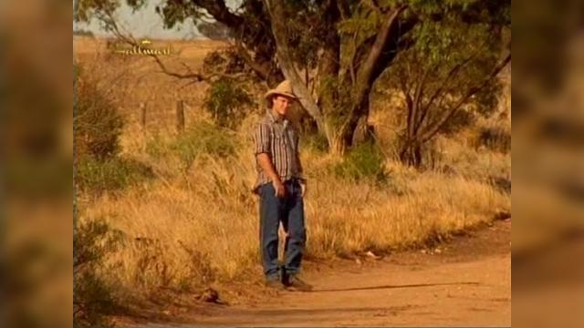 Hounded - 12 серия, 2 сезона, сериала Дочери Маклеода (2001)