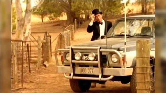 Jokers to the Right - 13 серия, 3 сезона, сериала Дочери Маклеода (2001)