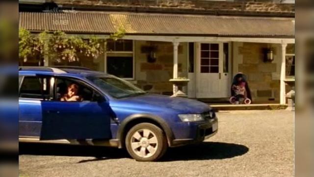 Biting The Bullet - 11 серия, 6 сезона, сериала Дочери Маклеода (2001)