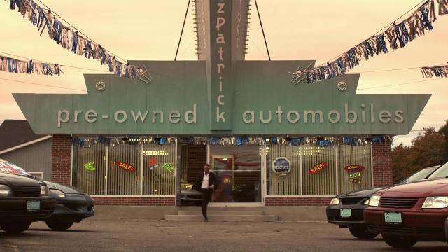 Loco - 2 серия, 1 сезона, сериала Зовите меня Фитц (2010)