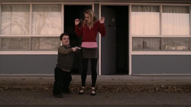 Going Down Syndrome - 6 серия, 1 сезона, сериала Зовите меня Фитц (2010)