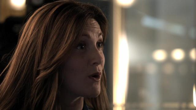 Beat the Devil - 11 серия, 2 сезона, сериала Обмани меня (2009)